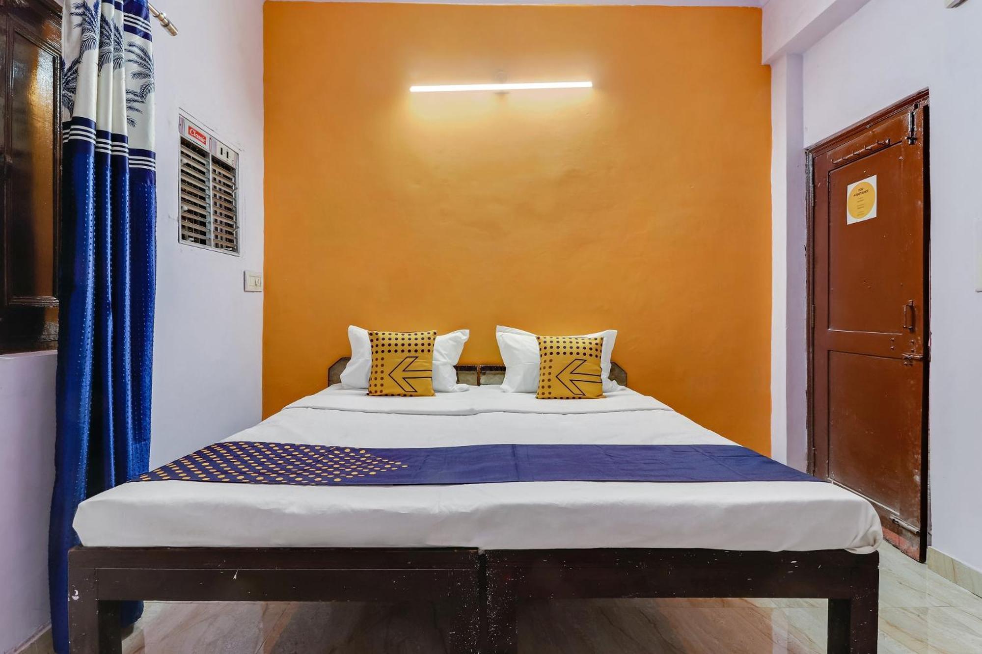 SPOT ON 76374 Hotel Bhaskar Ghaziabad Bagian luar foto