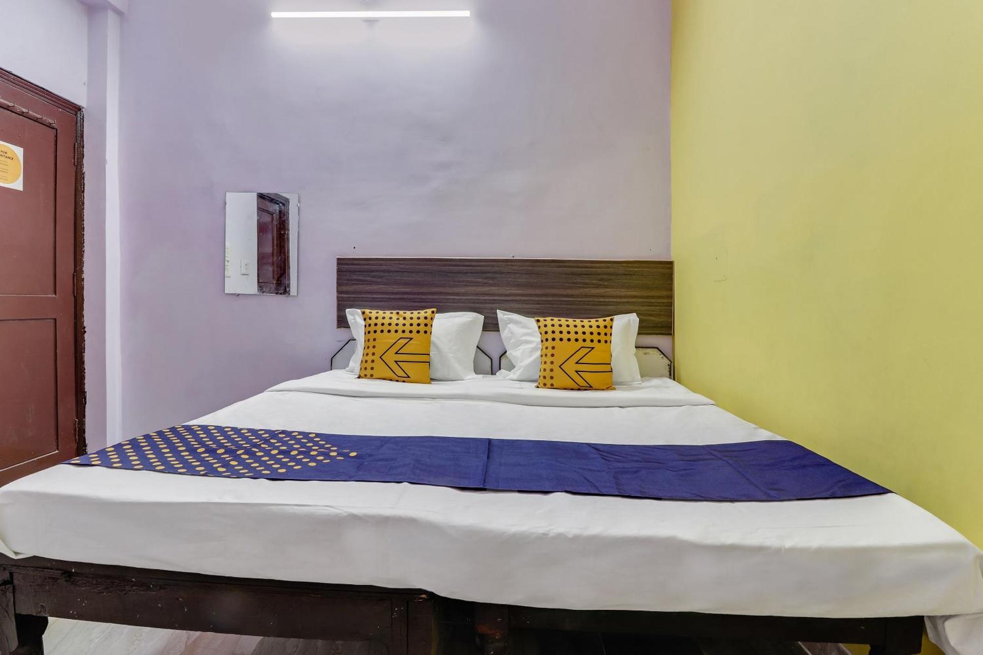 SPOT ON 76374 Hotel Bhaskar Ghaziabad Bagian luar foto